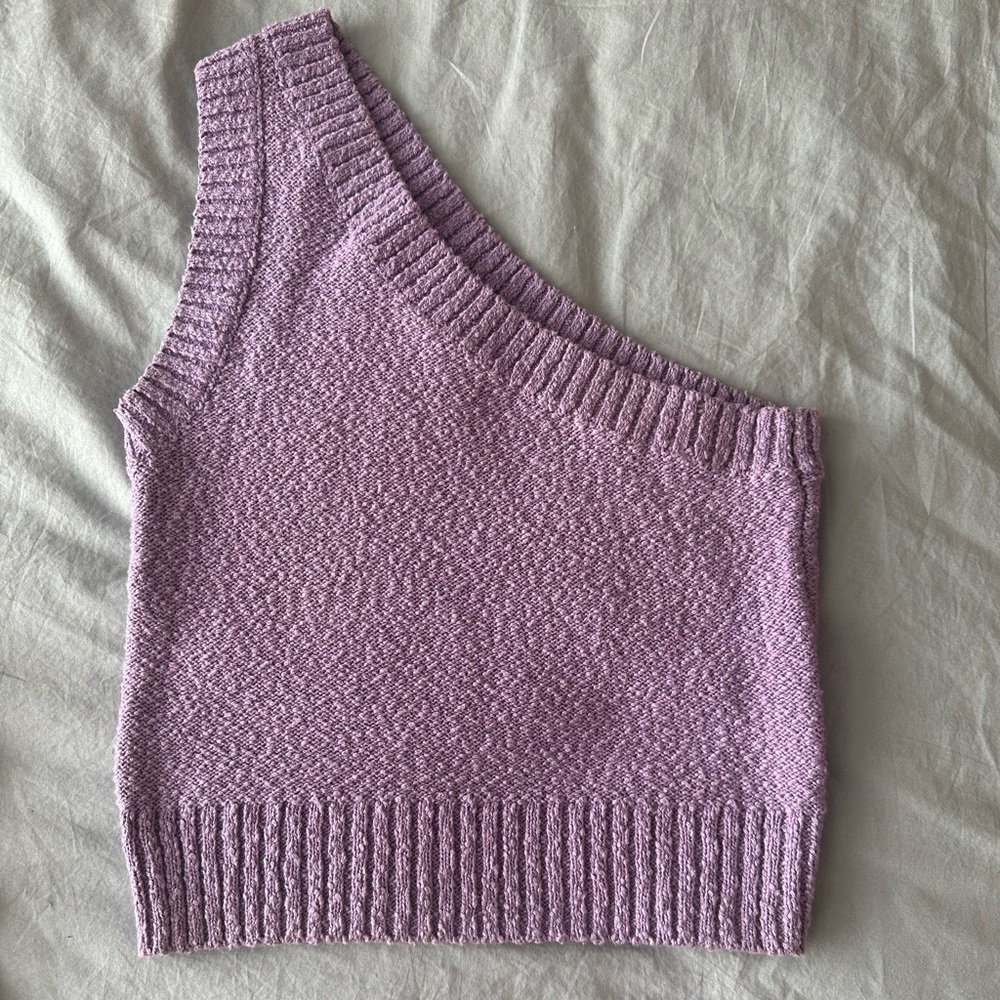 One shoulder tank